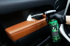 Concentrated Car Interior Cleaner Soap for Professional Vehicle Wash