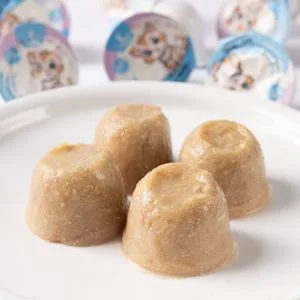 Personalized Creamy Cat Treats with Beef, Cod, & OEM Flavors