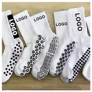 Factory Wholesale OEM Athletic Anti Slip Football Socks Men White Black Mens Unisex Crew Designer Logo Non-Slip Soccer Men's Sports Custom Grip Socks
