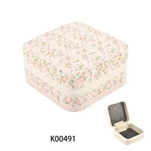 Square Zipper Floral Pattern Quilted Fabric Travel Jewelry Box Mini Portable Earring Necklace Ring Storage Case Women Daily Jewellery Organizer