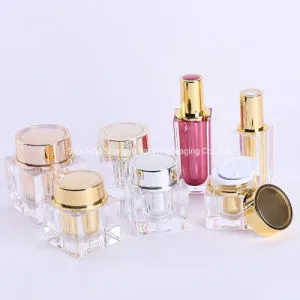 Square Classic Square Cosmetic Plastic Acrylic Bottle for Skincare Packaging