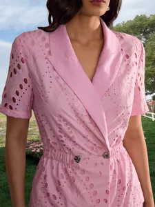 Chic Flowy Short Sleeve Casual Dress with Fashionable Design