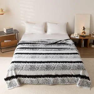 OEM Custom Sherpa Fleece Blanket Soft Plush Jacquard Stripe Throw Blanket for Bedroom
