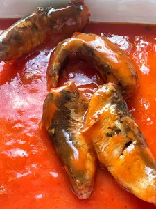 Square Painted Customized Tinplate Material Tinned Canned Food Seafood Sardine in Oil or in Tomato Sauce Canned Food