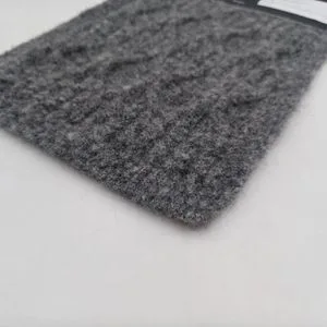 Polyester Brushed Yarn for Chic and Comfortable Winter Knitwear