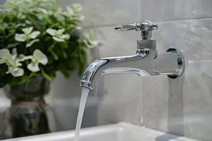 Modern Double Handle Faucet and Innovative Water Fixture for Bathrooms