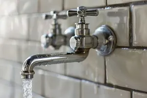 Chic Bathroom Water Fixture with Double Handle Shower Mixer Design